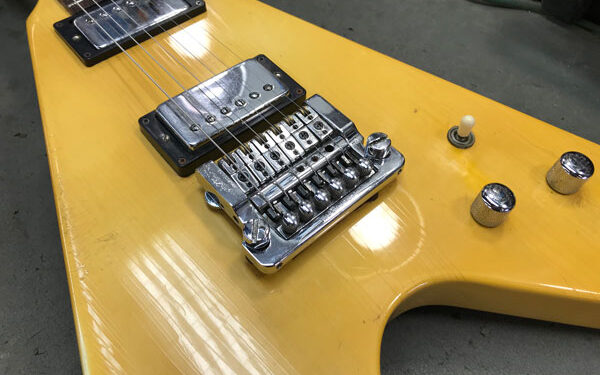 Filling a Kahler route on a vintage Gibson Flying V